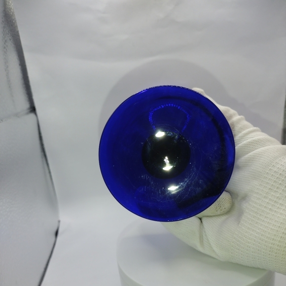 ESTATE PIECE- Vintage Cobalt Blue Champagne, Sherbet, Cocktail Glass - Picture 8 of 9